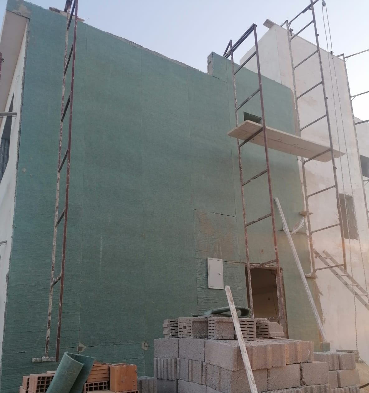 izobozz ile Dış Cephede  Kullanılan Malzemeler ve Miktarları 